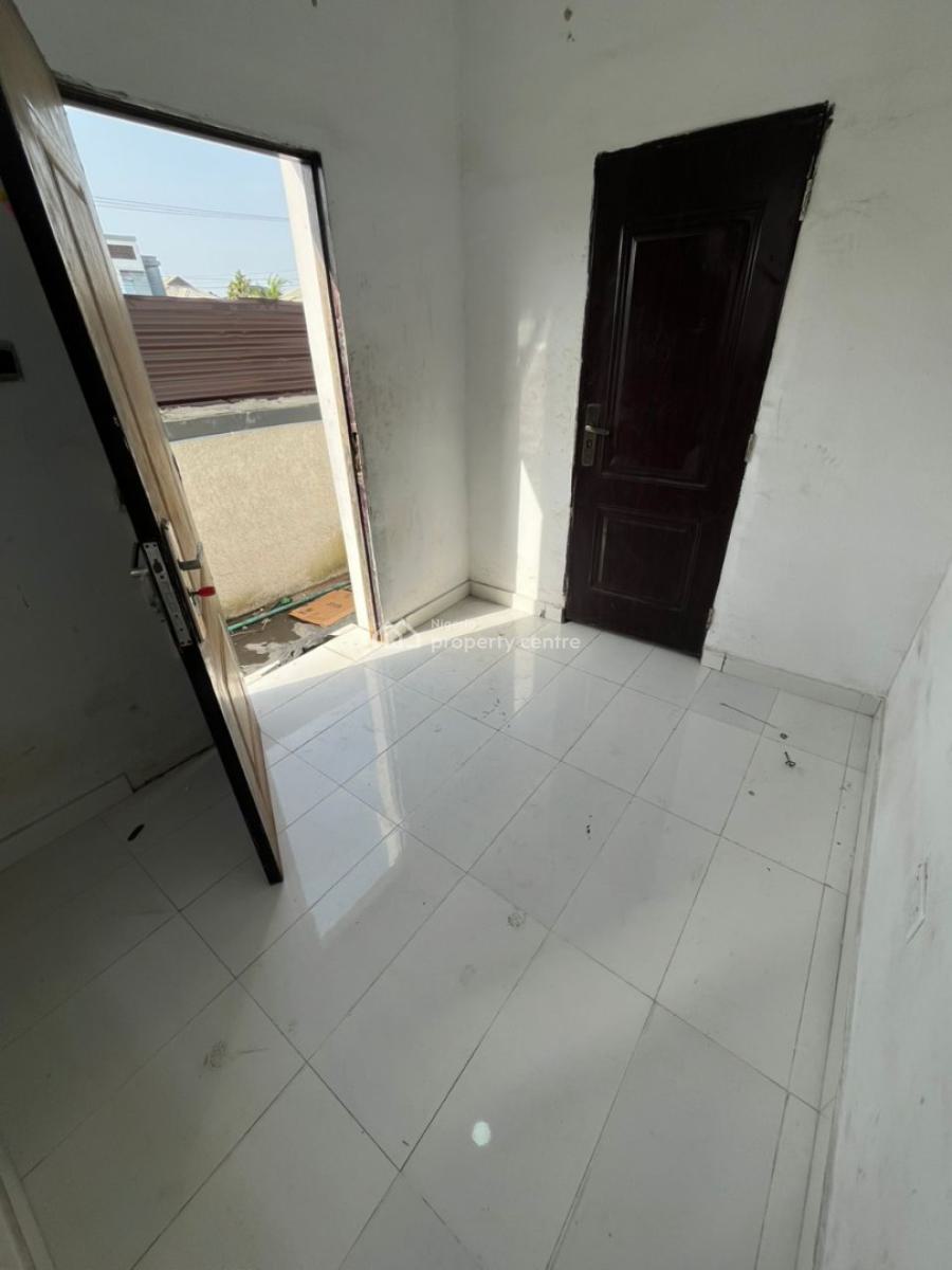 a Bq Available, Divine Homes Estate Thomas Ajah, Ajah, Lagos, Self Contain (single Rooms) for Rent