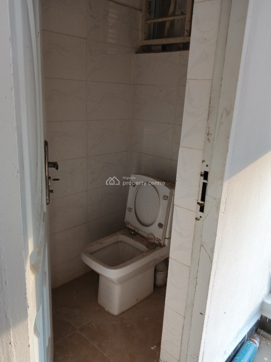 Ensuit Office Space of 42sqm, Kado, Abuja, Plaza / Complex / Mall for Rent