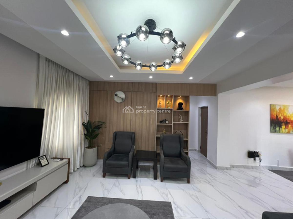 3 Bedrooms and Parlour Apartment, Lekki Phase 1, Lekki, Lagos, Flat / Apartment for Rent