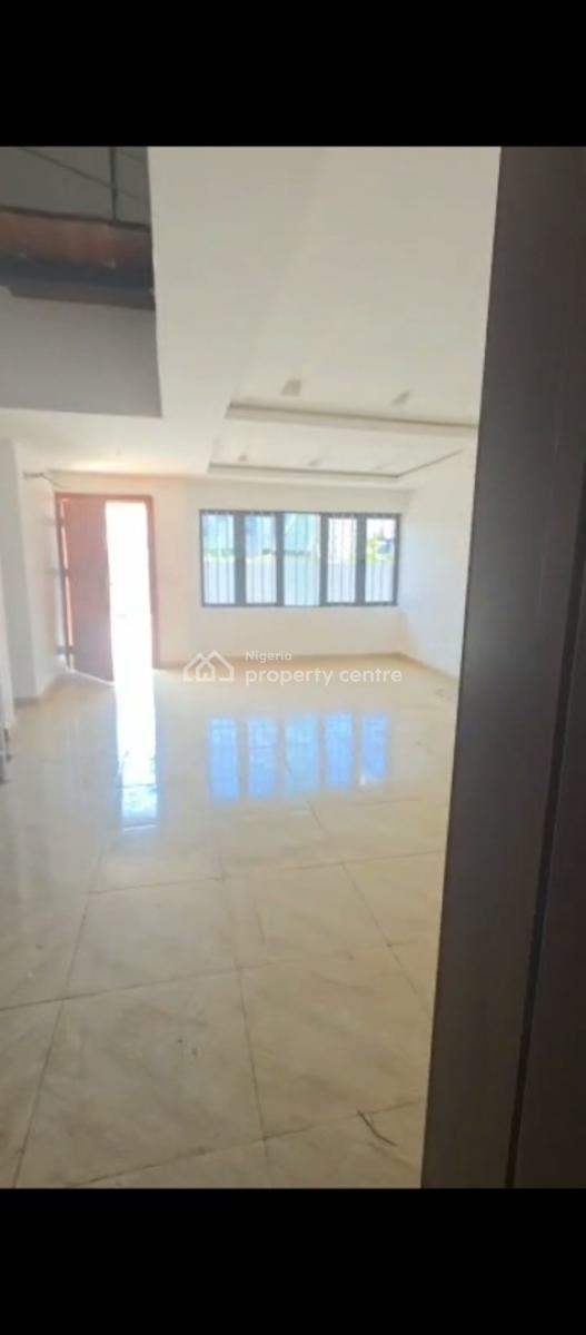 4 Bedroom Terrace Apartments with Bq, Swimming Pool  and Gym House, Off Admiralty Road, Phase 1, Lekki, Lagos, Flat / Apartment for Rent