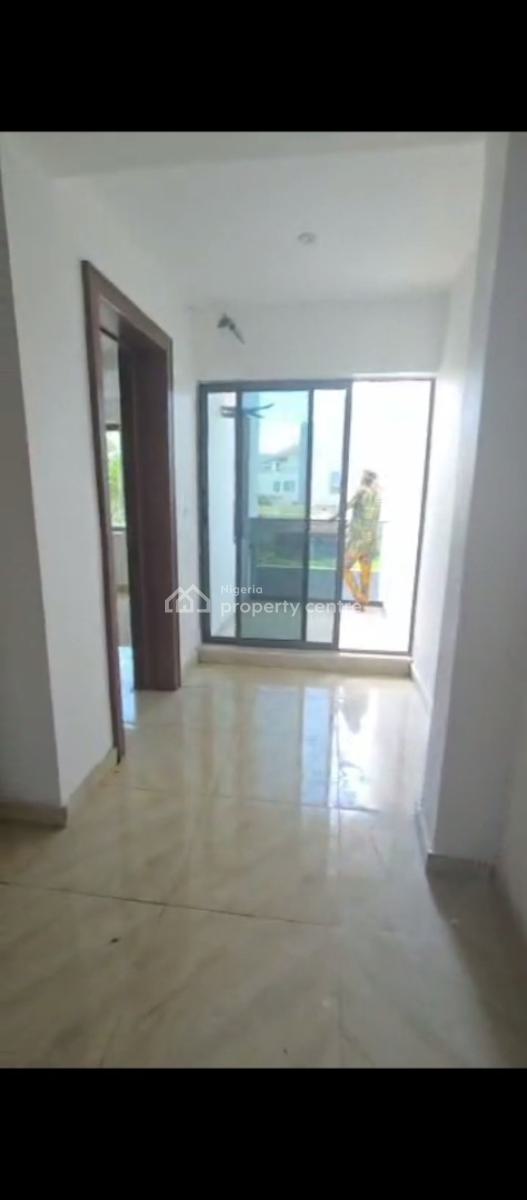 4 Bedroom Terrace Apartments with Bq, Swimming Pool  and Gym House, Off Admiralty Road, Phase 1, Lekki, Lagos, Flat / Apartment for Rent