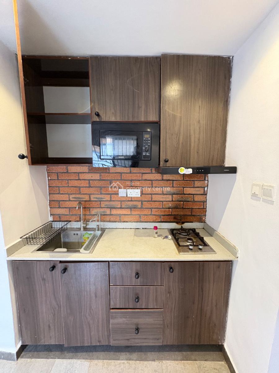 1bedroom Apartment, Off Admiralty Way, Lekki Phase 1, Lekki, Lagos, Mini Flat (room and Parlour) for Rent