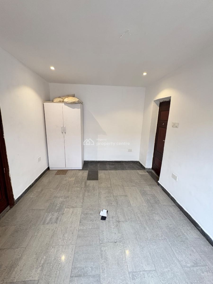 1bedroom Apartment, Off Admiralty Way, Lekki Phase 1, Lekki, Lagos, Mini Flat (room and Parlour) for Rent