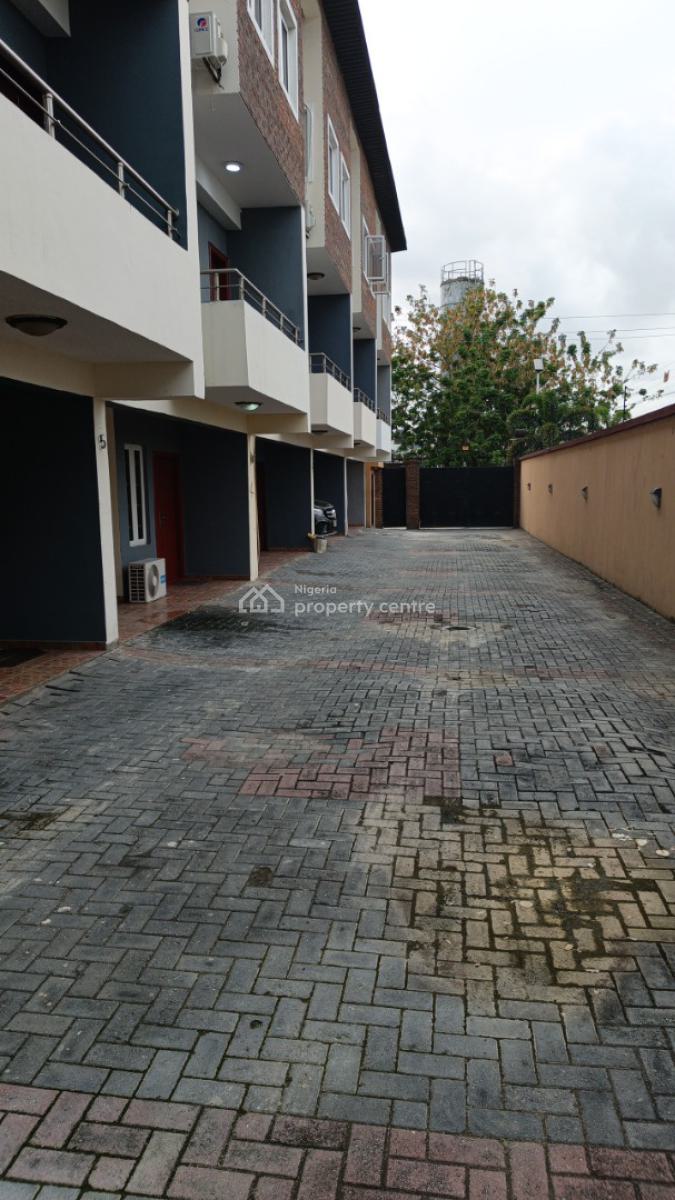 Furnished Mini Flat, Chisco Bus-stop, Ikate Elegushi, Lekki, Lagos, Mini Flat (room and Parlour) for Rent