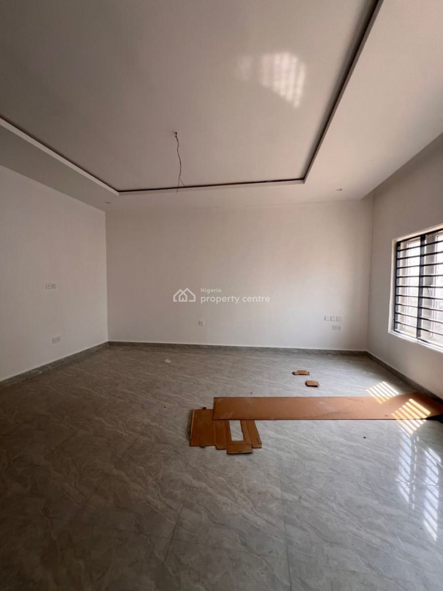 Massive 3 Beds Flat Apartment with 2 Living Rooms and Bq, Wuye, Wuye, Abuja, Flat / Apartment for Sale