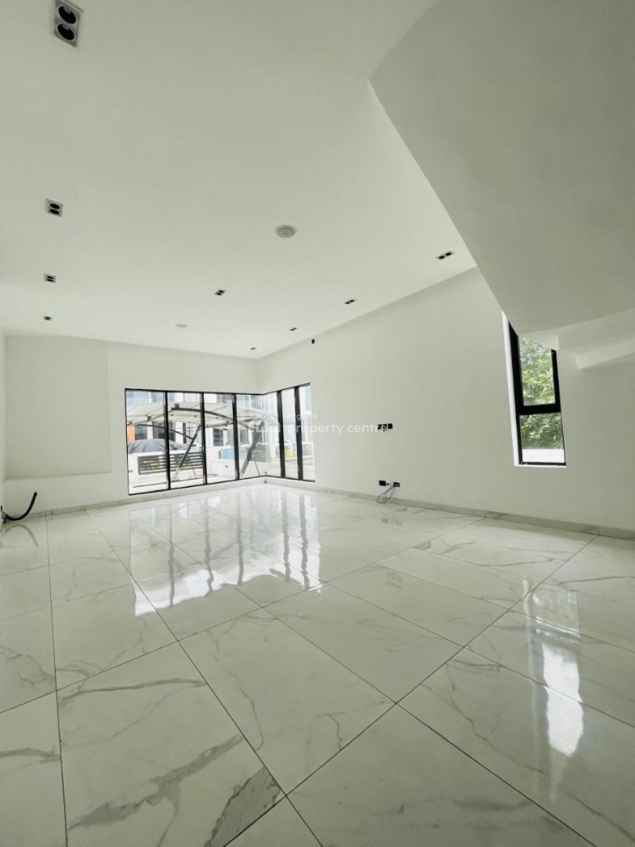 5 Bedrooms Fully Detached in Megamound in a Well Secured Esta, Ikota, Lekki, Lagos, Detached Duplex for Sale