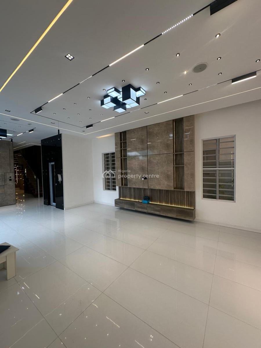 Aesthetically Pleasing 5 Bedroom Fully Detached with Private Cinema, Lekki Phase 1, Lekki, Lagos, Detached Duplex for Sale