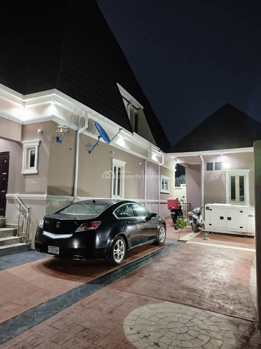 5 Bedroom Bungalow Pent House: ( 3 Bedroom Down Stairs, 2 Bedroom Up S, Efab Estate Gwarimpa, Gwarinpa, Abuja, Detached Bungalow for Sale