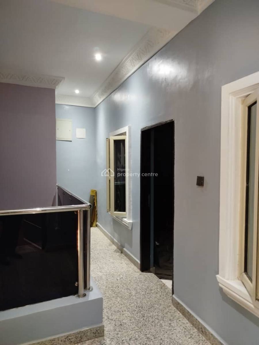 5 Bedroom Bungalow Pent House: ( 3 Bedroom Down Stairs, 2 Bedroom Up S, Efab Estate Gwarimpa, Gwarinpa, Abuja, Detached Bungalow for Sale