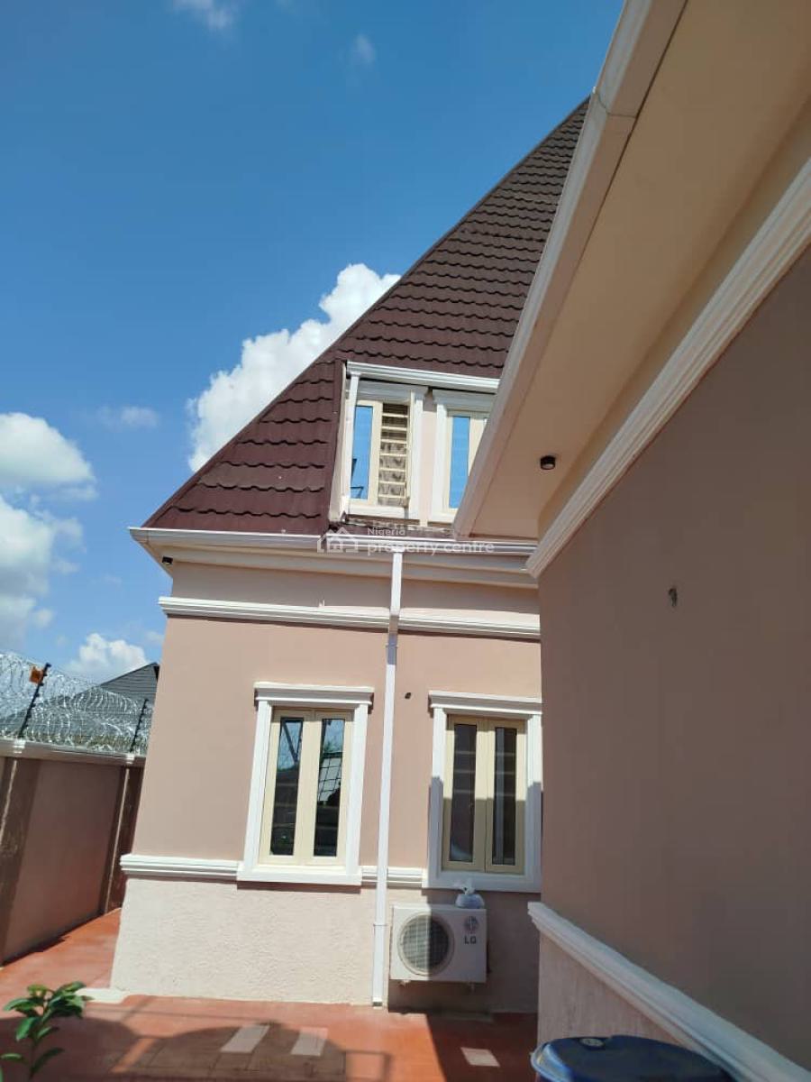 5 Bedroom Bungalow Pent House: ( 3 Bedroom Down Stairs, 2 Bedroom Up S, Efab Estate Gwarimpa, Gwarinpa, Abuja, Detached Bungalow for Sale