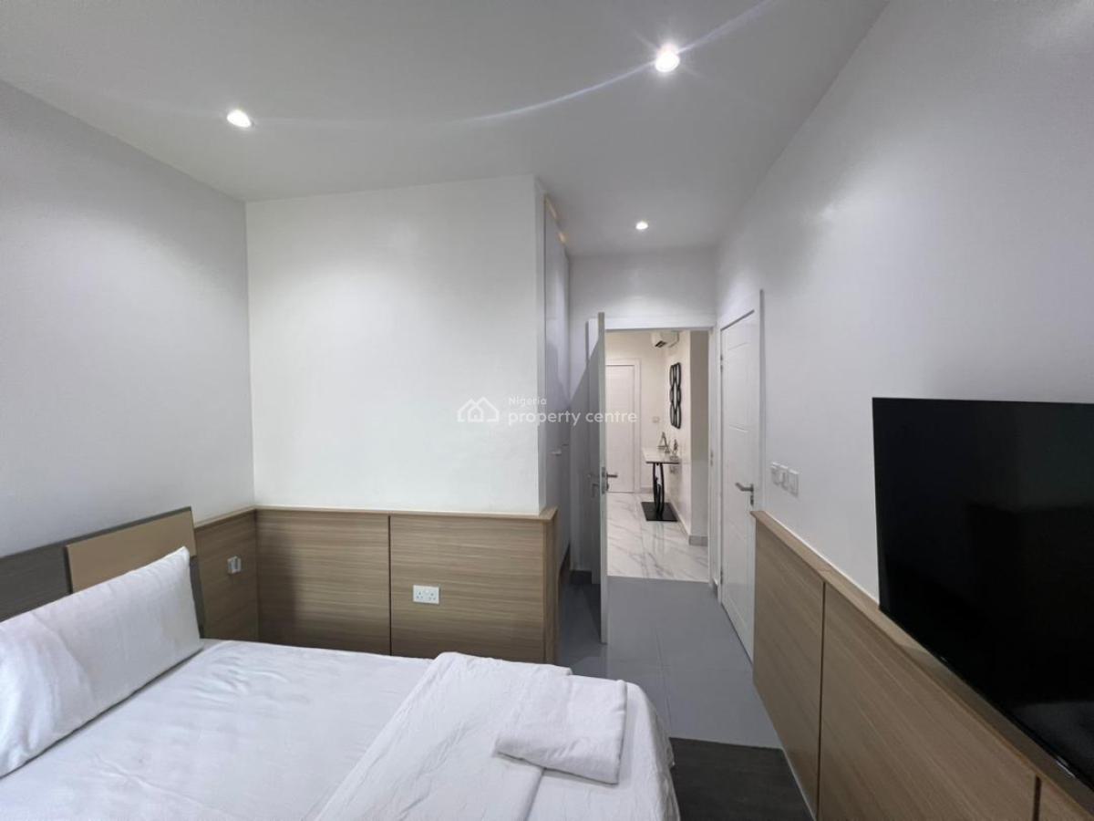 3 Bedrooms Apartment, Lekki Phase 1, Lekki, Lagos, Flat / Apartment for Rent