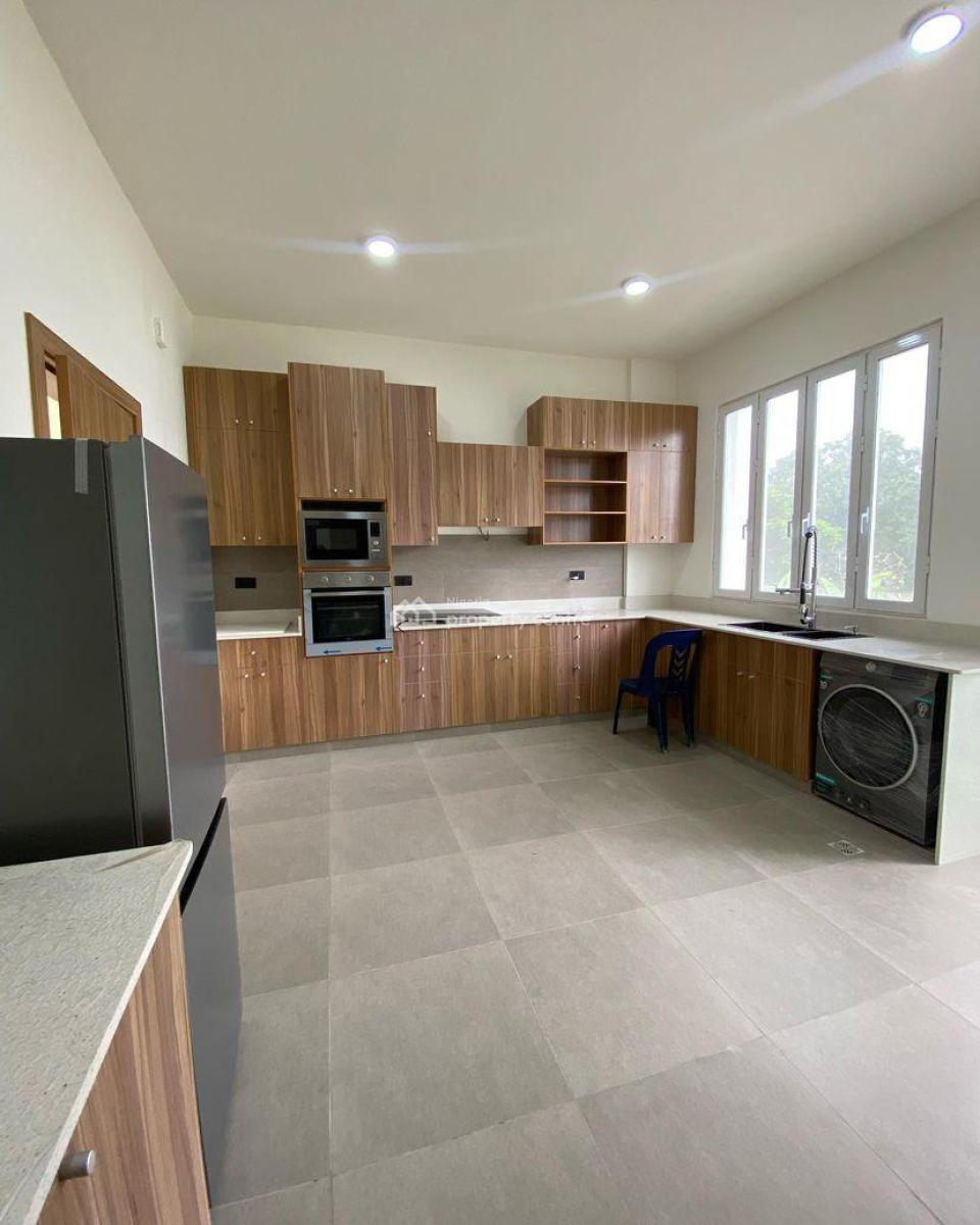 Luxury Standard 3bedroom Flat with a Room Bq, Off Odeku, Victoria Island (vi), Lagos, Flat / Apartment for Rent