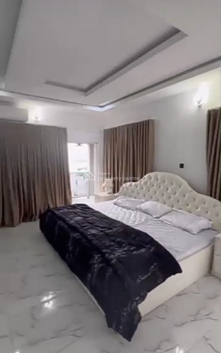 Magnificently Furnished  2 Bedroom Penthouse Apartment {video}, Ologolo, Lekki, Lagos, Flat / Apartment for Rent