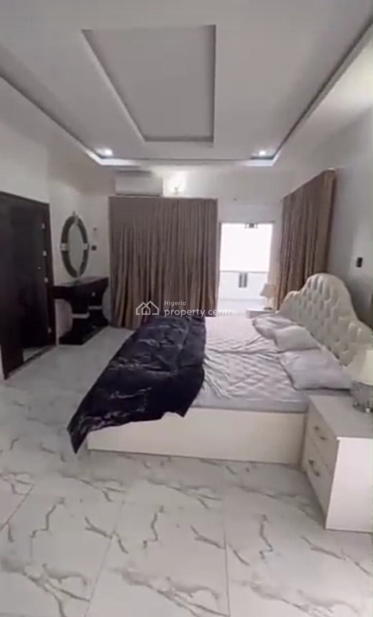 Magnificently Furnished  2 Bedroom Penthouse Apartment {video}, Ologolo, Lekki, Lagos, Flat / Apartment for Rent