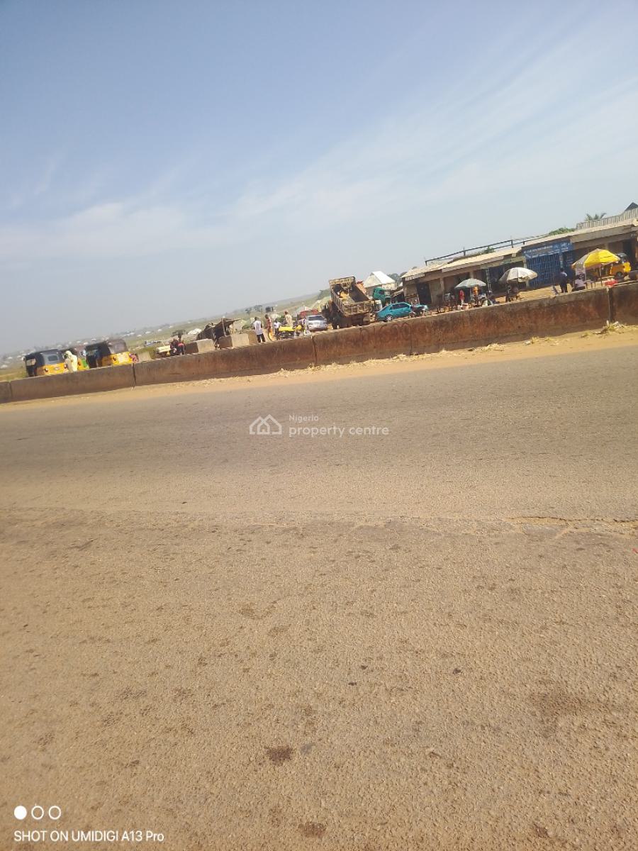 Get This Prime Land By The Express Beside Brains and Hammers, By Abbatoir,the Main Express to Asokoro, Guzape District, Abuja, Residential Land Joint Venture