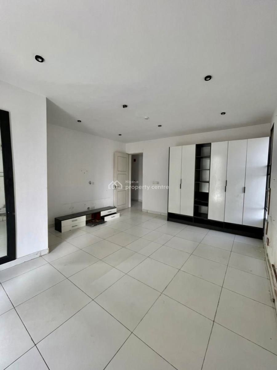 Exquisite Newly Renovated 4 Bedroom Maisonette, Ologolo, Lekki, Lagos, Flat / Apartment for Rent