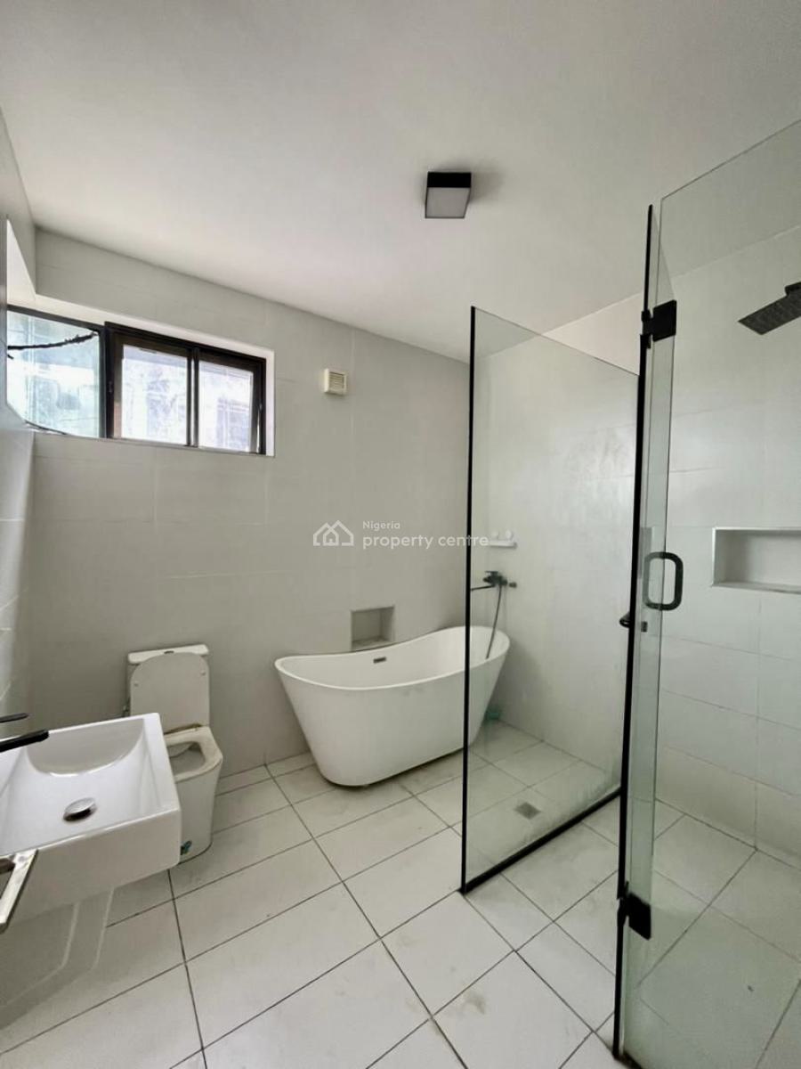 Exquisite Newly Renovated 4 Bedroom Maisonette, Ologolo, Lekki, Lagos, Flat / Apartment for Rent