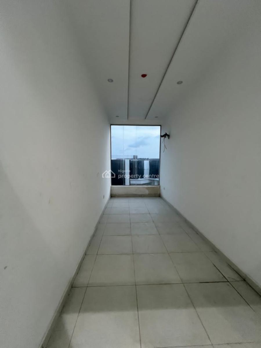 Exquisite Shop in a Mall per Sqm, Ogombo Road Abraham Adesanya, Sangotedo, Ajah, Lagos, Shop for Rent