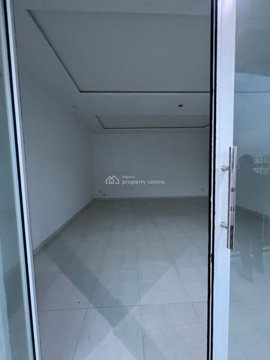 Exquisite Shop in a Mall per Sqm, Ogombo Road Abraham Adesanya, Sangotedo, Ajah, Lagos, Shop for Rent