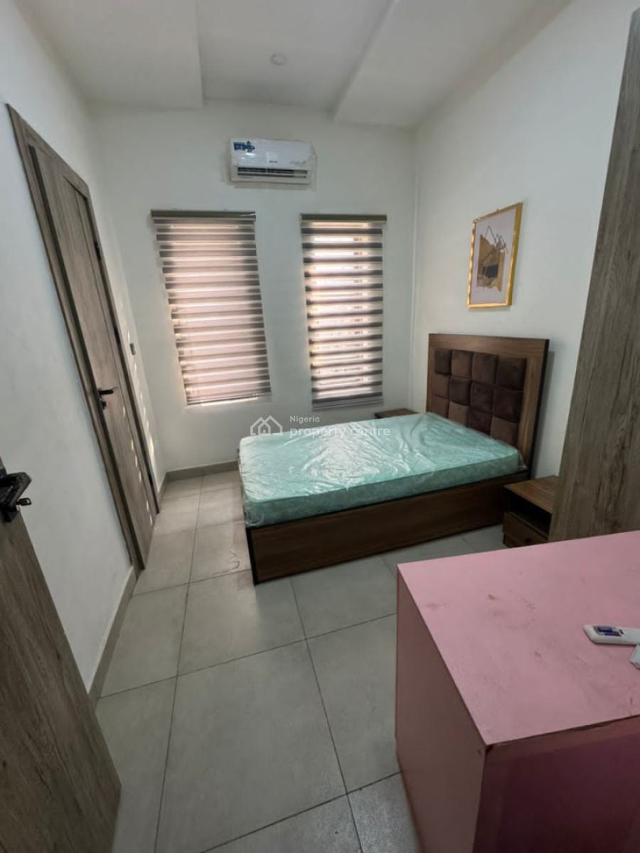 Fully Furnished Spacious Single Room Downatairs with a General Parlor, Orchid Road, Lekki, Lagos, Terraced Duplex for Rent