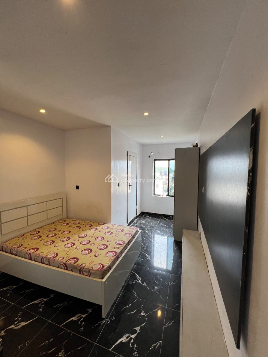 Renovated 2 Bedroom Apartments, Osapa, Osapa, Lekki, Lagos, Flat / Apartment for Rent