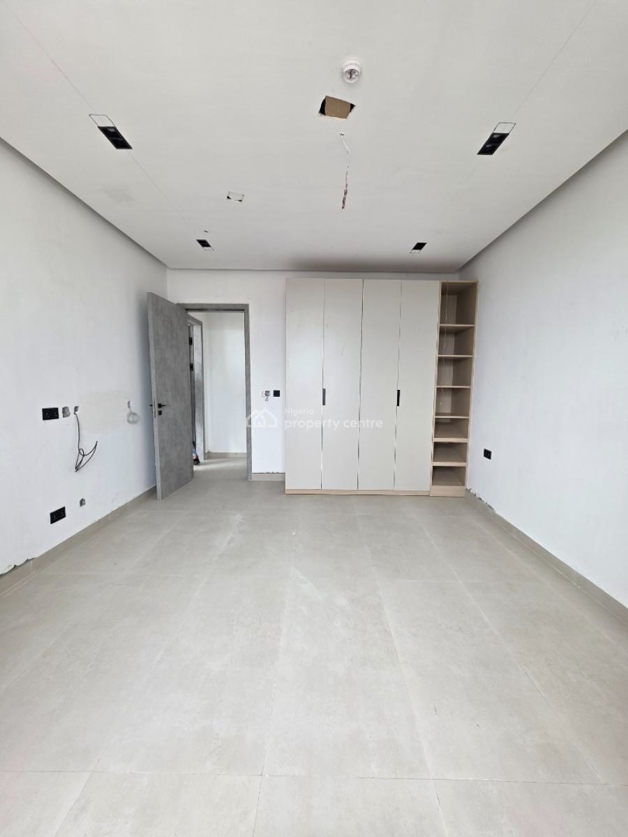 Luxury 3 Bedroom Apartment with Elevator, Lekki Phase 1, Lekki, Lagos, Flat / Apartment for Sale