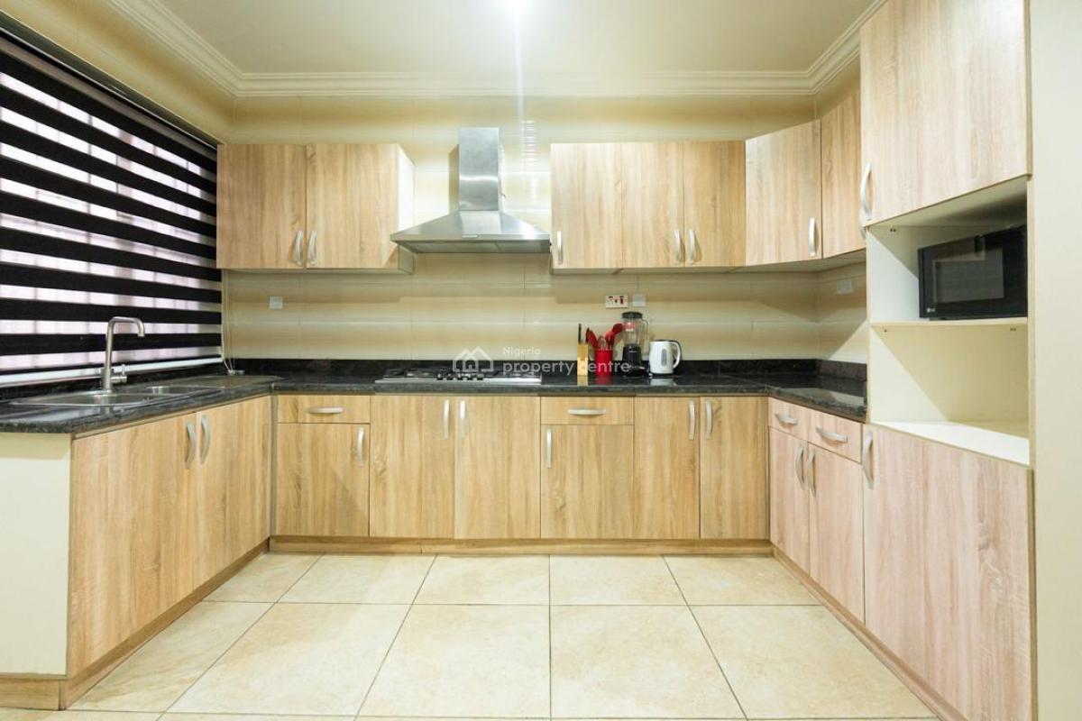 Luxury 3 Bedroom with Snooker, Lekki Phase 1, Lekki, Lagos, Flat / Apartment Short Let