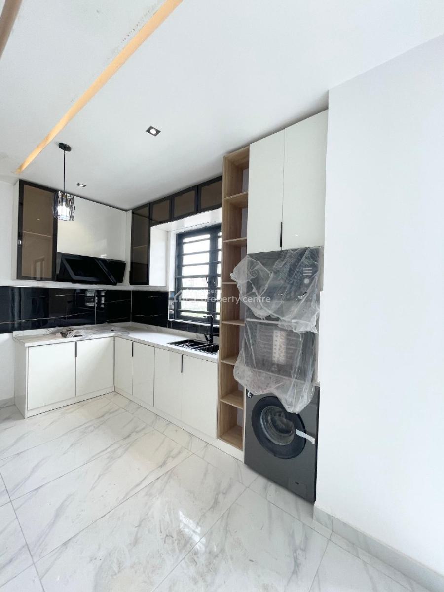 2 Bedroom Apartment with Swimming Pool and Elevator, Ikate, Lekki, Lagos, Flat / Apartment for Sale