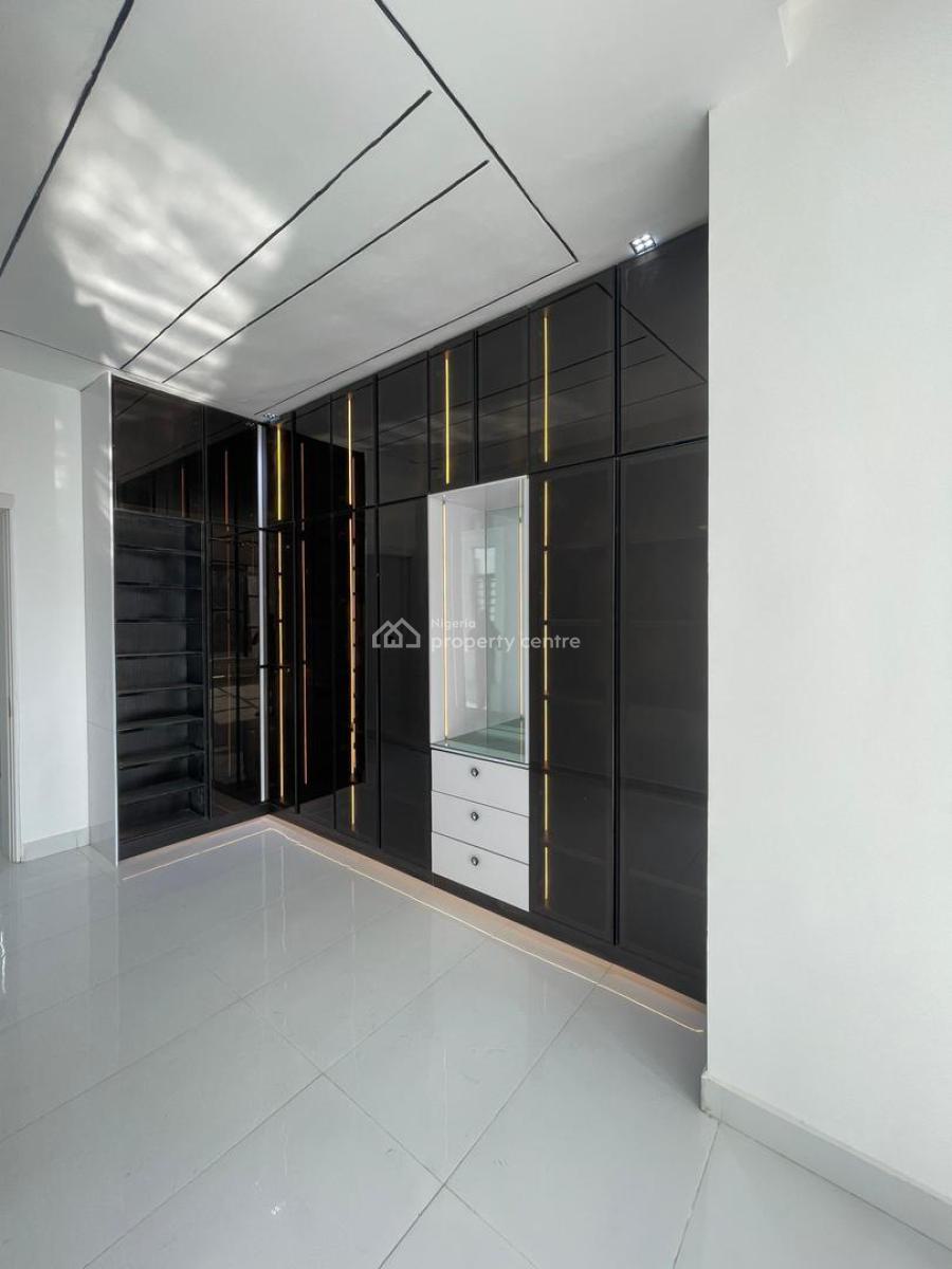 Contemporary 5 Bedroom Fully Detached Duplex  with a Bq & Pool, Chevron, Lekki, Lagos, Detached Duplex for Sale