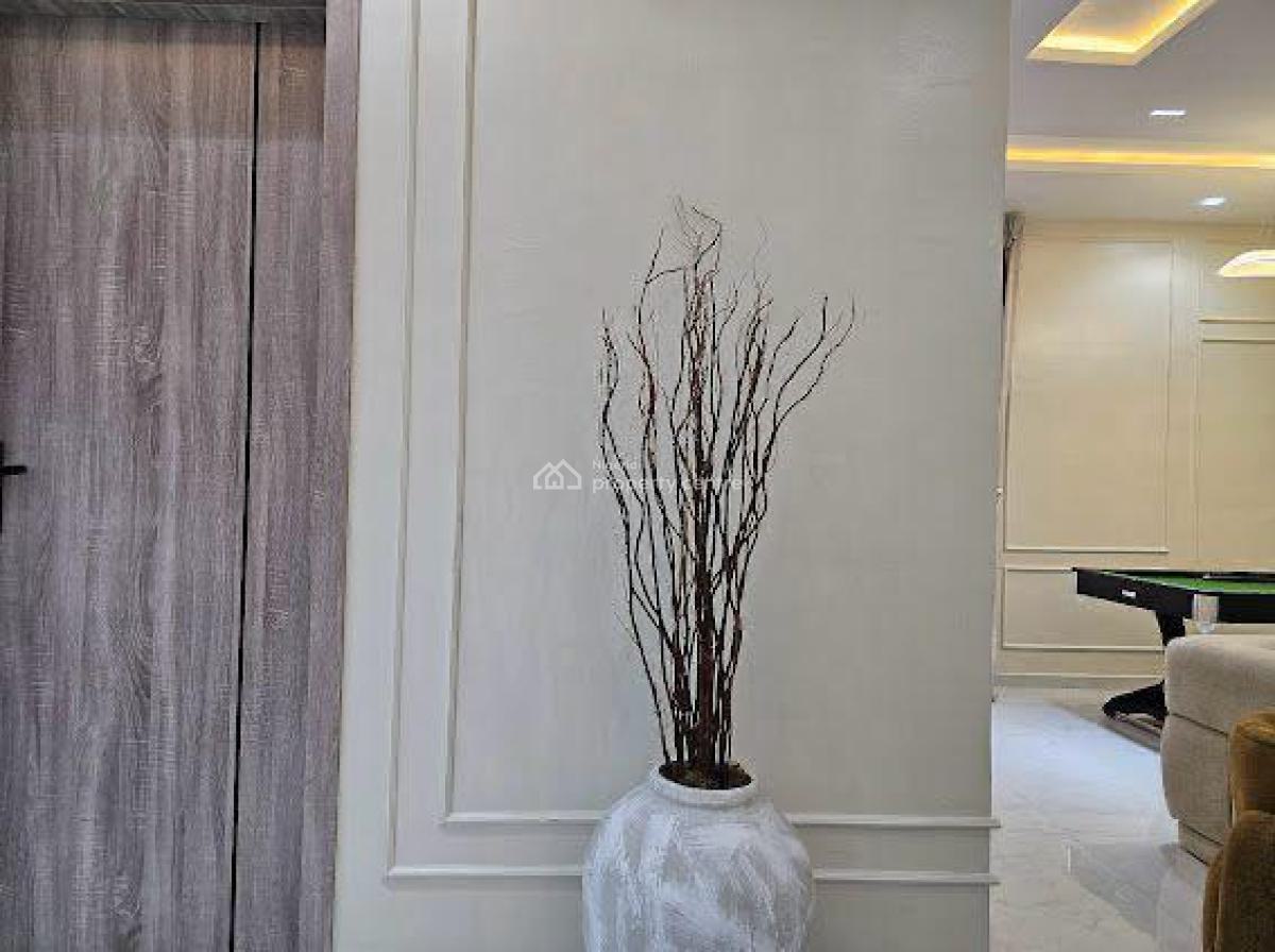 Stunning 2 Bedroom Modern Apartment, Meadow Hall Way, Lekki Phase 1, Lekki, Lagos, Flat / Apartment Short Let