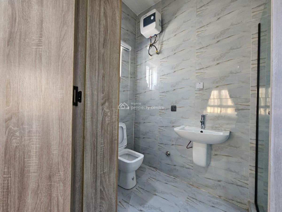 Stunning 2 Bedroom Modern Apartment, Meadow Hall Way, Lekki Phase 1, Lekki, Lagos, Flat / Apartment Short Let