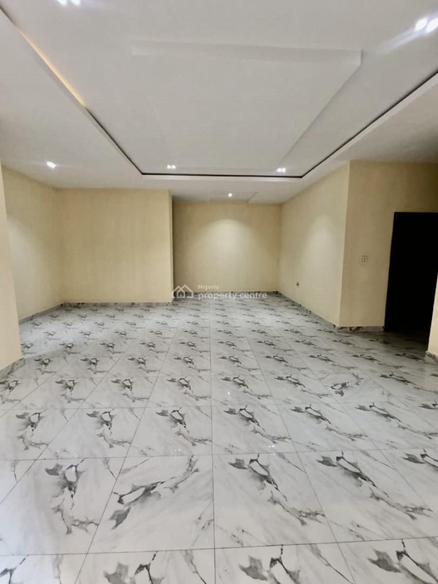 Exquisite and Spacious 3 Bedroom Apartment, New Road-chevron Axis ( Very Beautiful and Secured Estate), Lekki, Lagos, Flat / Apartment for Rent