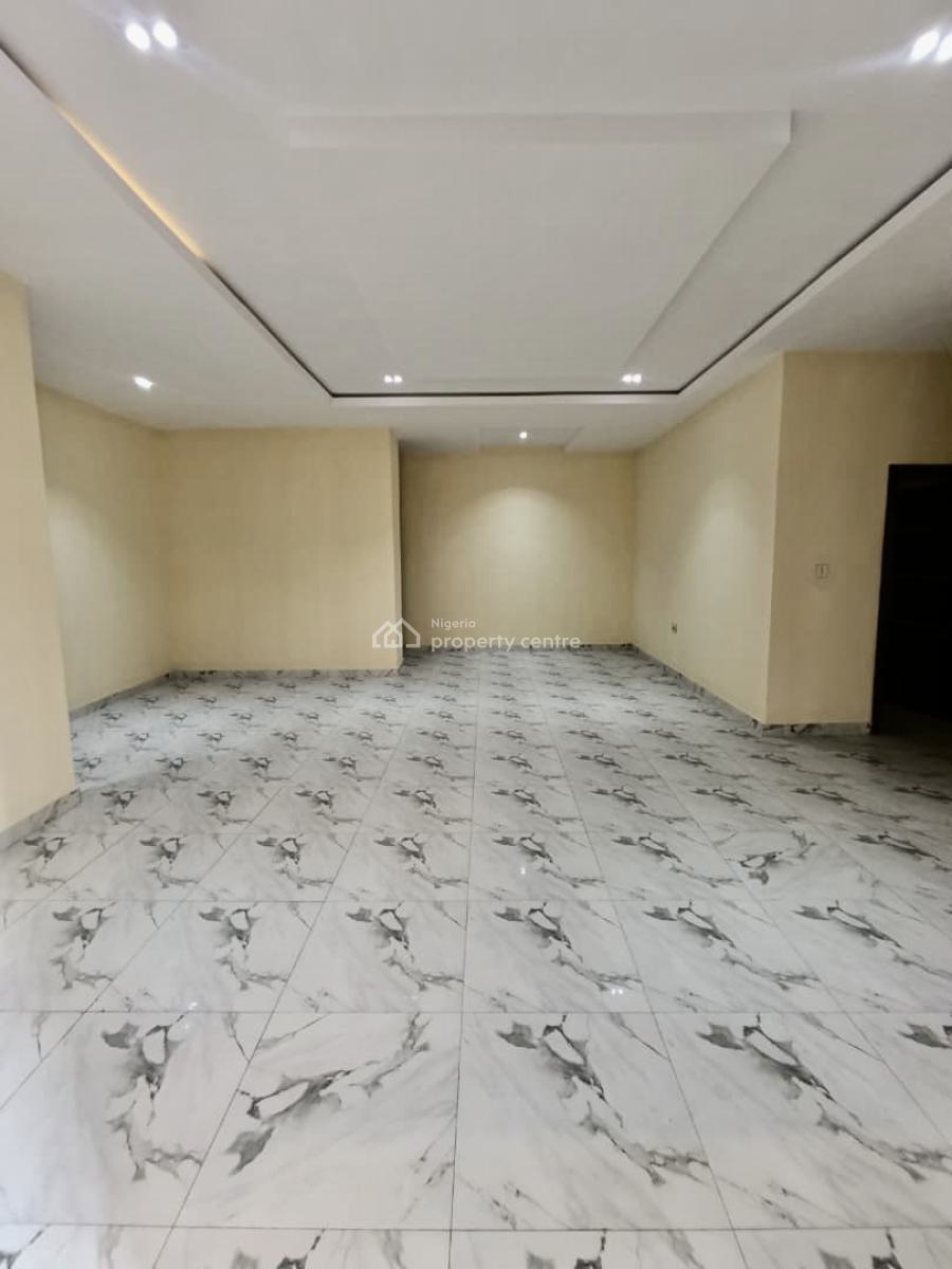 Exquisite and Spacious 3 Bedroom Apartment, New Road-chevron Axis ( Very Beautiful and Secured Estate), Lekki, Lagos, Flat / Apartment for Rent