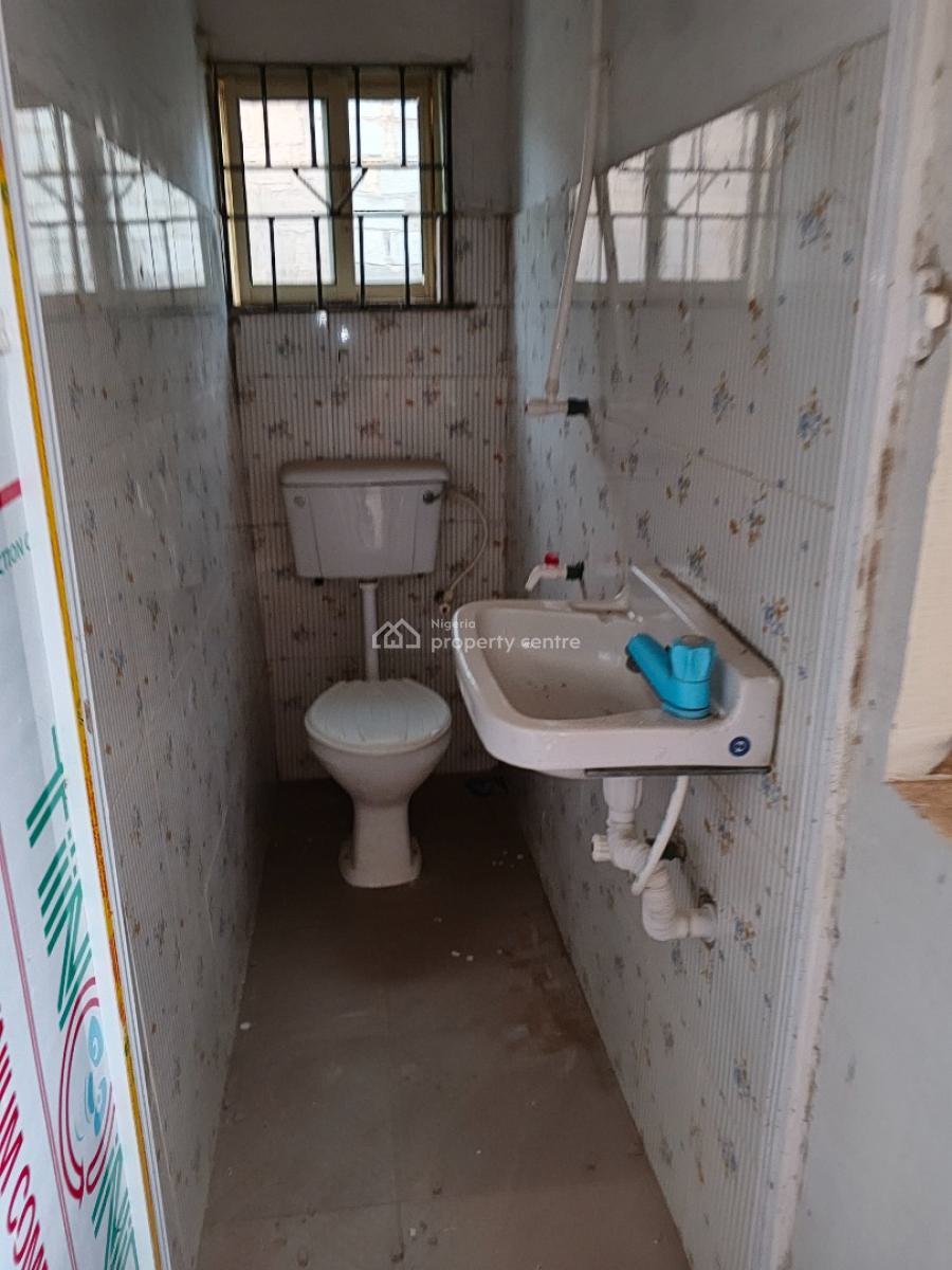 Newly Built Room and Parlour Self Contain Pop Ceiling 2 Tenants in Com, Itele Close to Ayobo Lagos, Ado-odo/ota, Ogun, Mini Flat (room and Parlour) for Rent