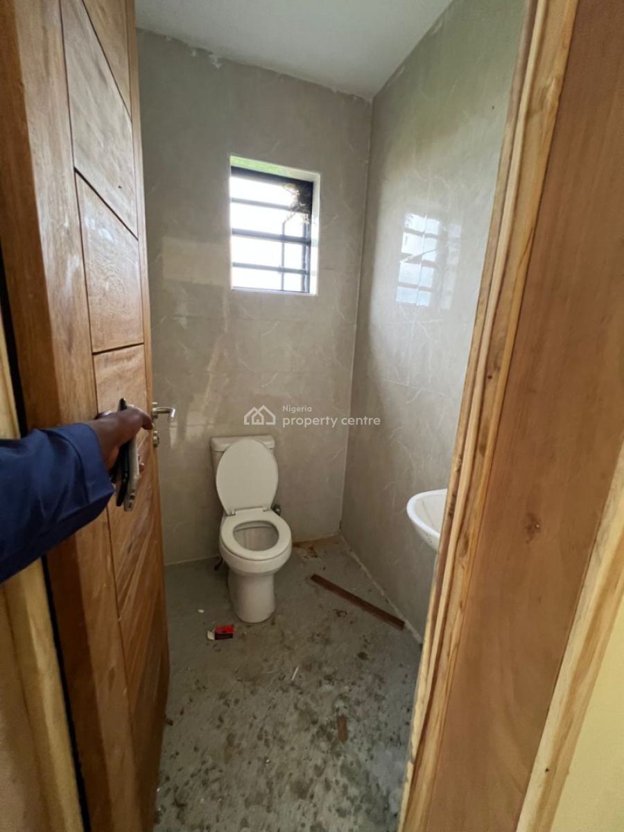 Luxurious 2 Bedroom Apartment, Ogombo Road Abraham Adesanya, Sangotedo, Ajah, Lagos, Flat / Apartment for Rent