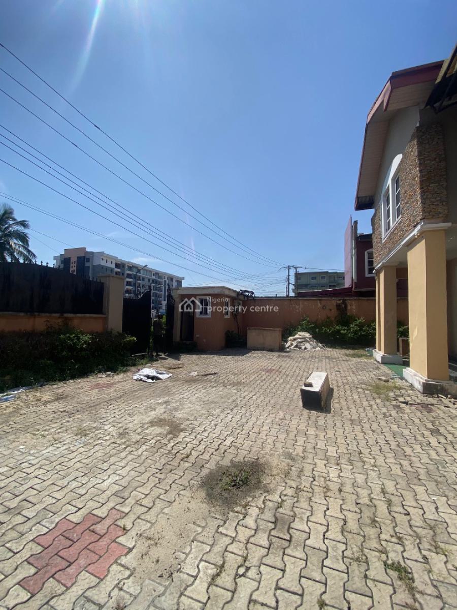 Detached 4 Bedroom Duplex + 2bq (suitable for Residential & Corp. Use), Lekki Phase 1, Lekki, Lagos, Detached Duplex for Rent