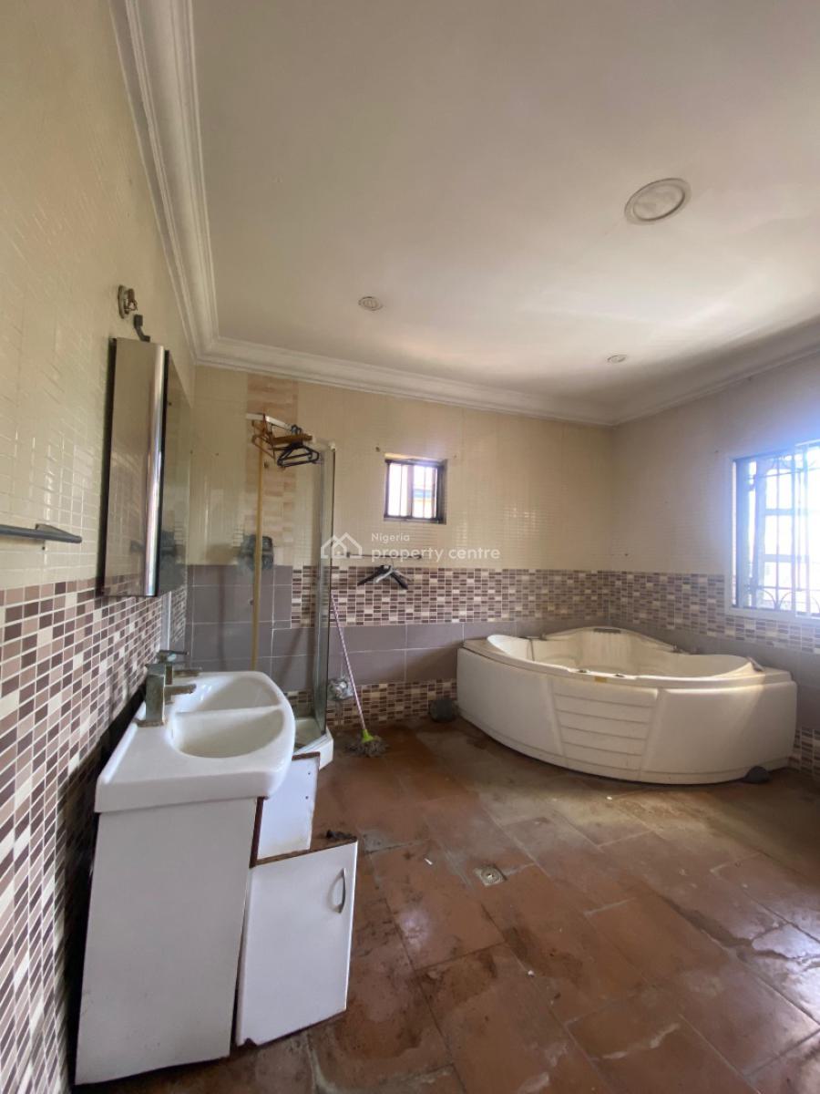 Detached 4 Bedroom Duplex + 2bq (suitable for Residential & Corp. Use), Lekki Phase 1, Lekki, Lagos, Detached Duplex for Rent