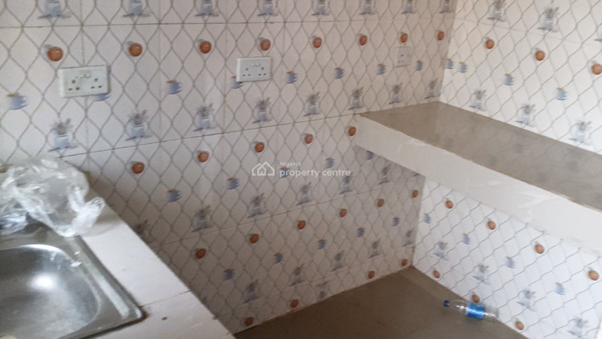 Very Decent 2 Bedroom Flat 3 Toilet Big Sitting Room with Dining Big C, Itele Close to Ayobo Lagos, Ado-odo/ota, Ogun, Flat / Apartment for Rent