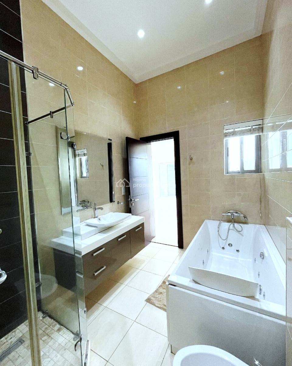 Lovely 4 Bedroom Maisonette with Bq, Banana, Banana Island, Ikoyi, Lagos, Terraced Duplex for Rent