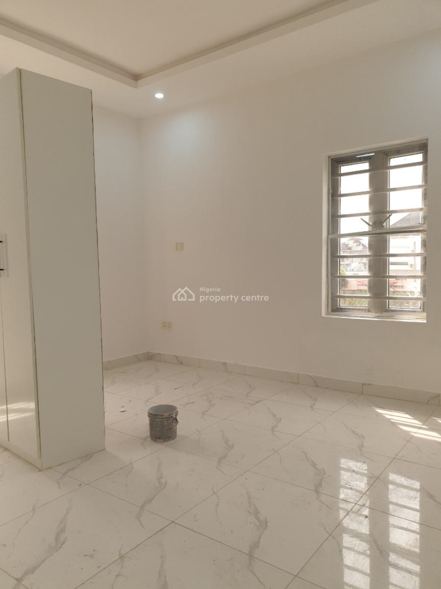 Spacious Service 2bedroom Flat with Bq, Spg Ologolo, Lekki, Lagos, Flat / Apartment for Rent