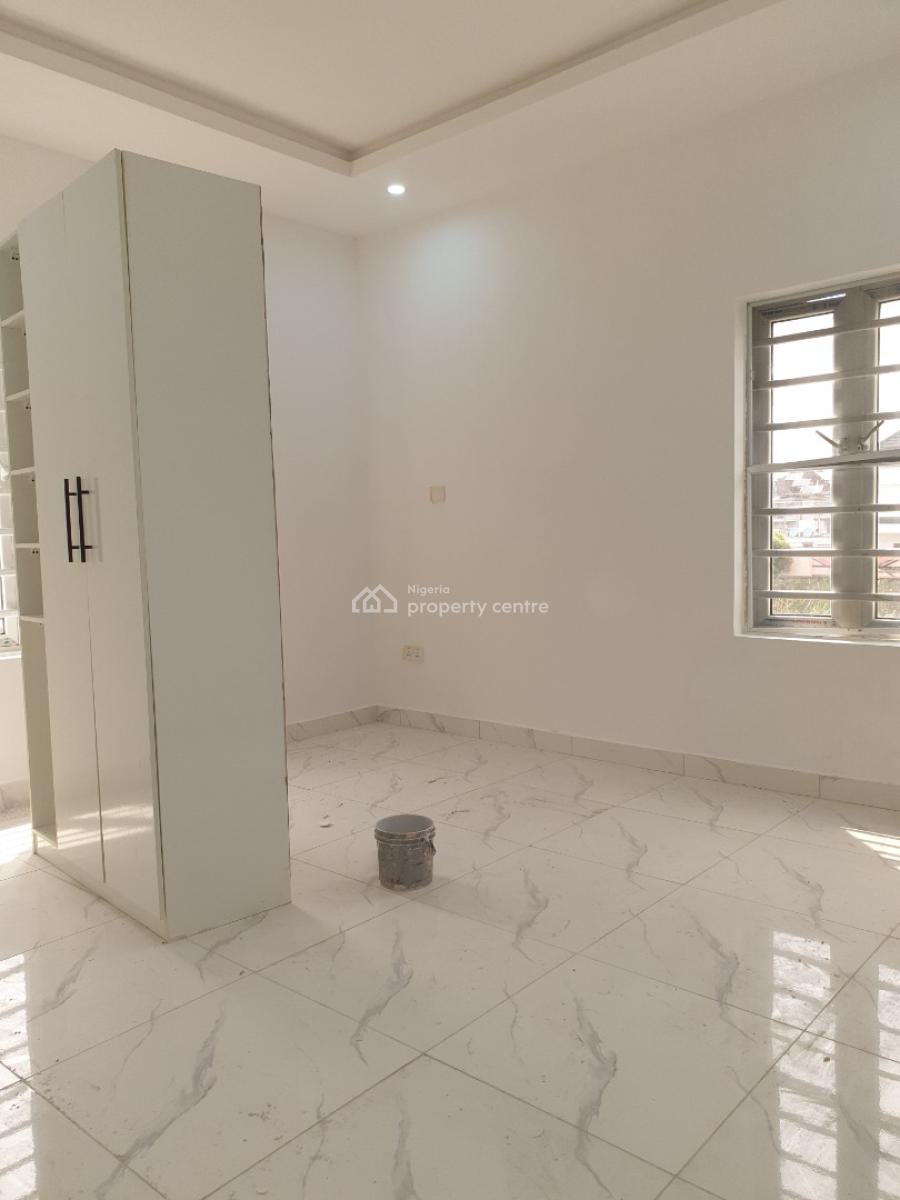 Spacious Service 2bedroom Flat with Bq, Spg Ologolo, Lekki, Lagos, Flat / Apartment for Rent