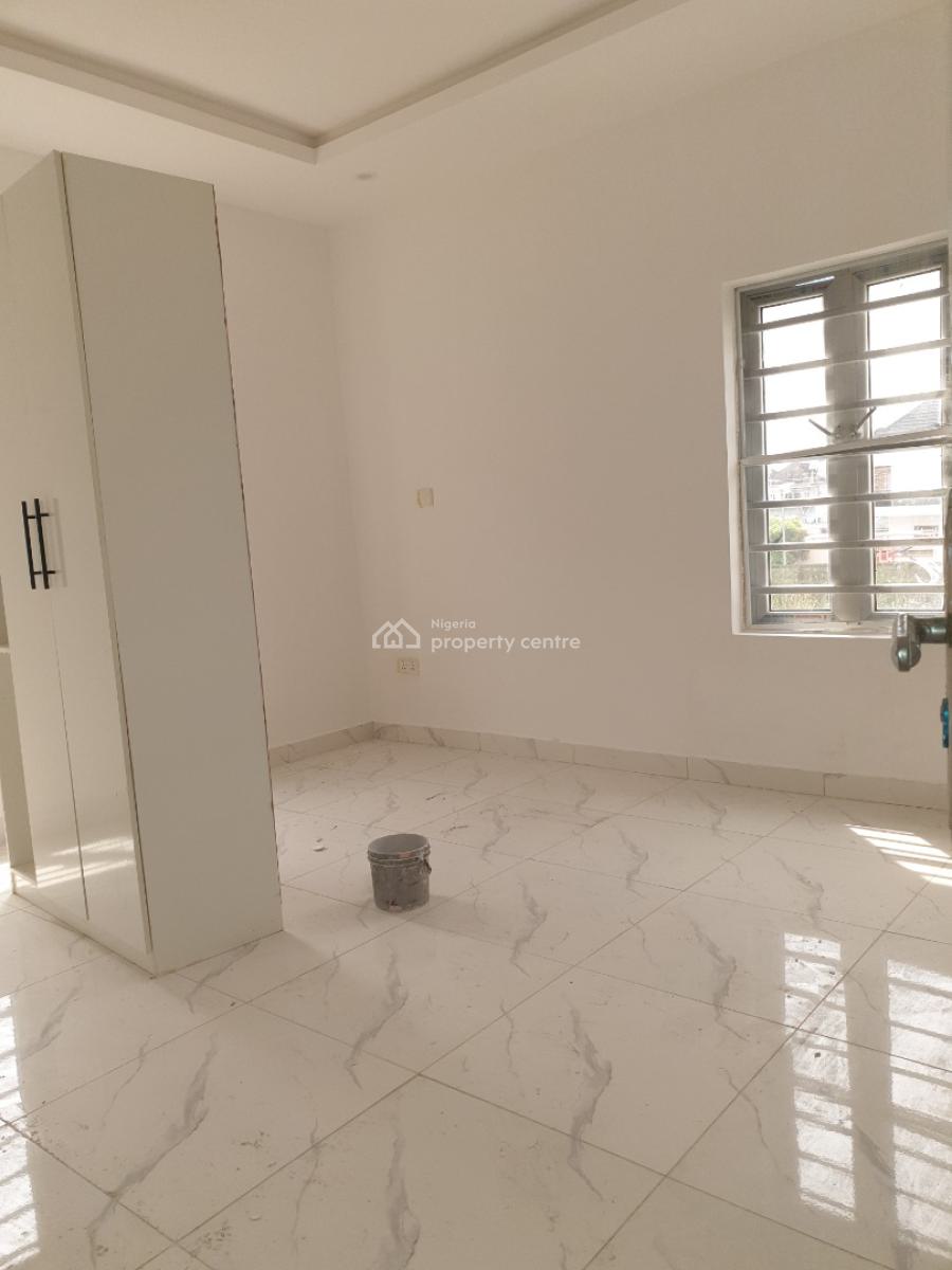 Spacious Service 2bedroom Flat with Bq, Spg Ologolo, Lekki, Lagos, Flat / Apartment for Rent