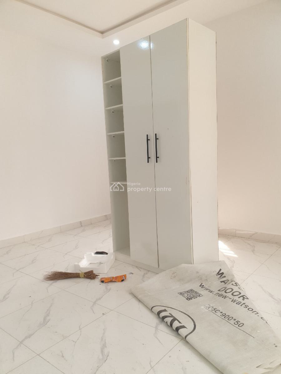 Spacious Service 2bedroom Flat with Bq, Spg Ologolo, Lekki, Lagos, Flat / Apartment for Rent