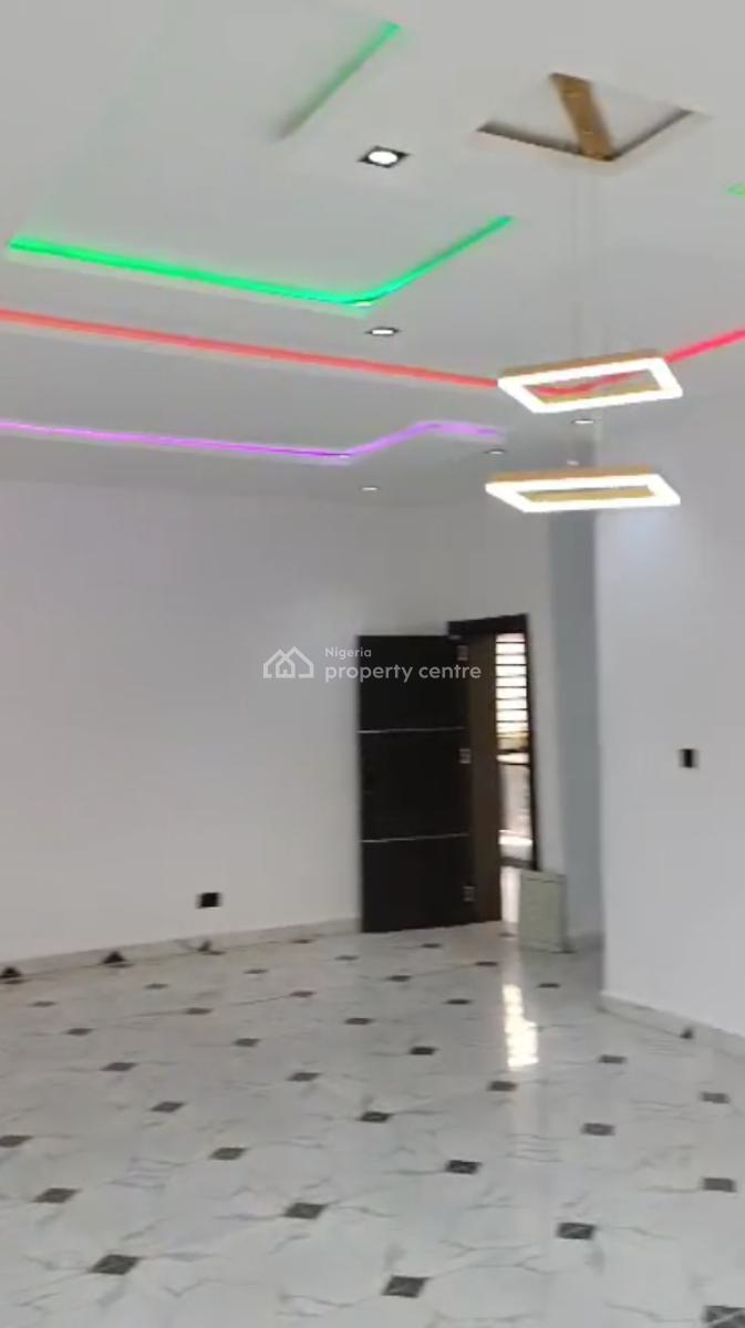 Brand New 3 Bedroom with Bq, Wuye, Abuja, Flat / Apartment for Rent