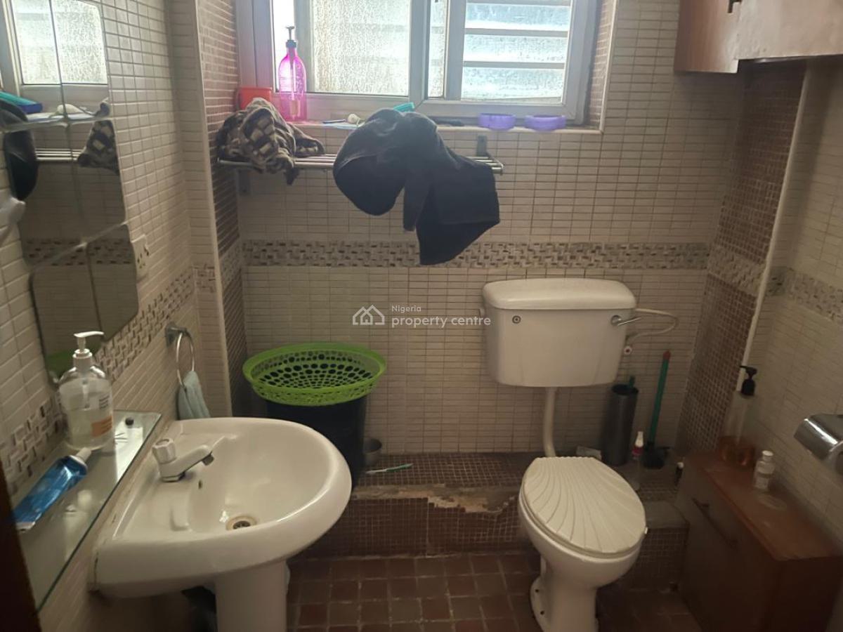 3 Bedroom Flat with a Room Bq, Eric Moore Towers, Surulere, Lagos, Flat / Apartment for Sale