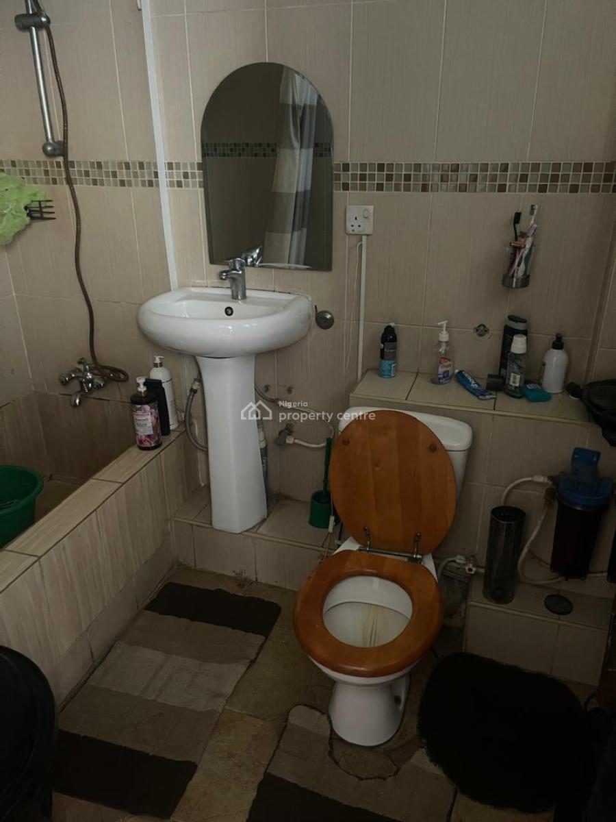 3 Bedroom Flat with a Room Bq, Eric Moore Towers, Surulere, Lagos, Flat / Apartment for Sale