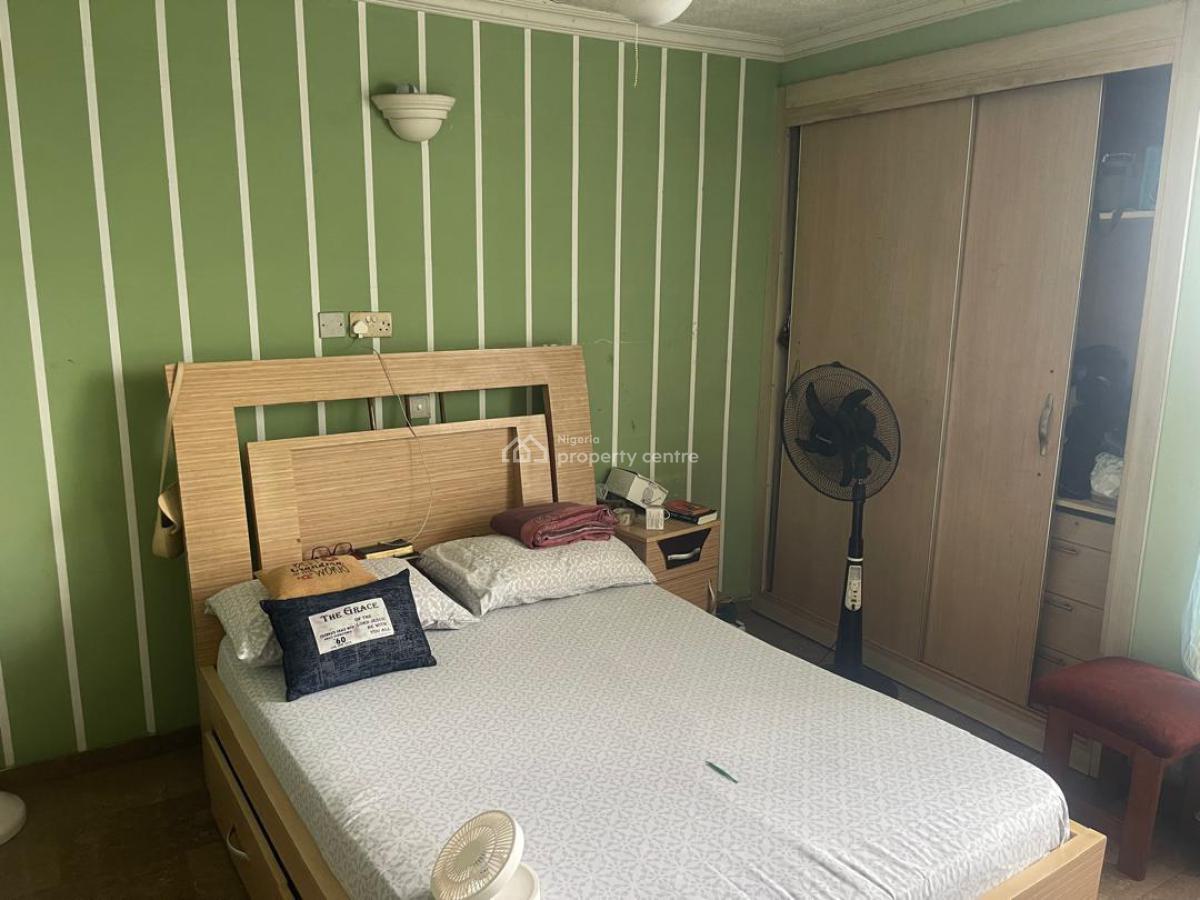 3 Bedroom Flat with a Room Bq, Eric Moore Towers, Surulere, Lagos, Flat / Apartment for Sale