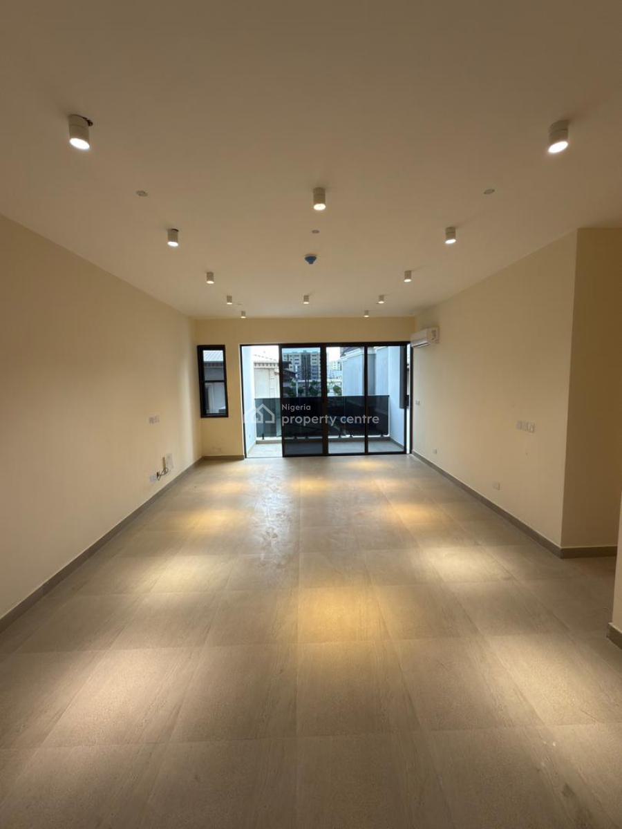 Excellent 2 Bedroom Apartment Within a Serene Environment, Lekki Phase 1, Lekki, Lagos, Flat / Apartment for Sale