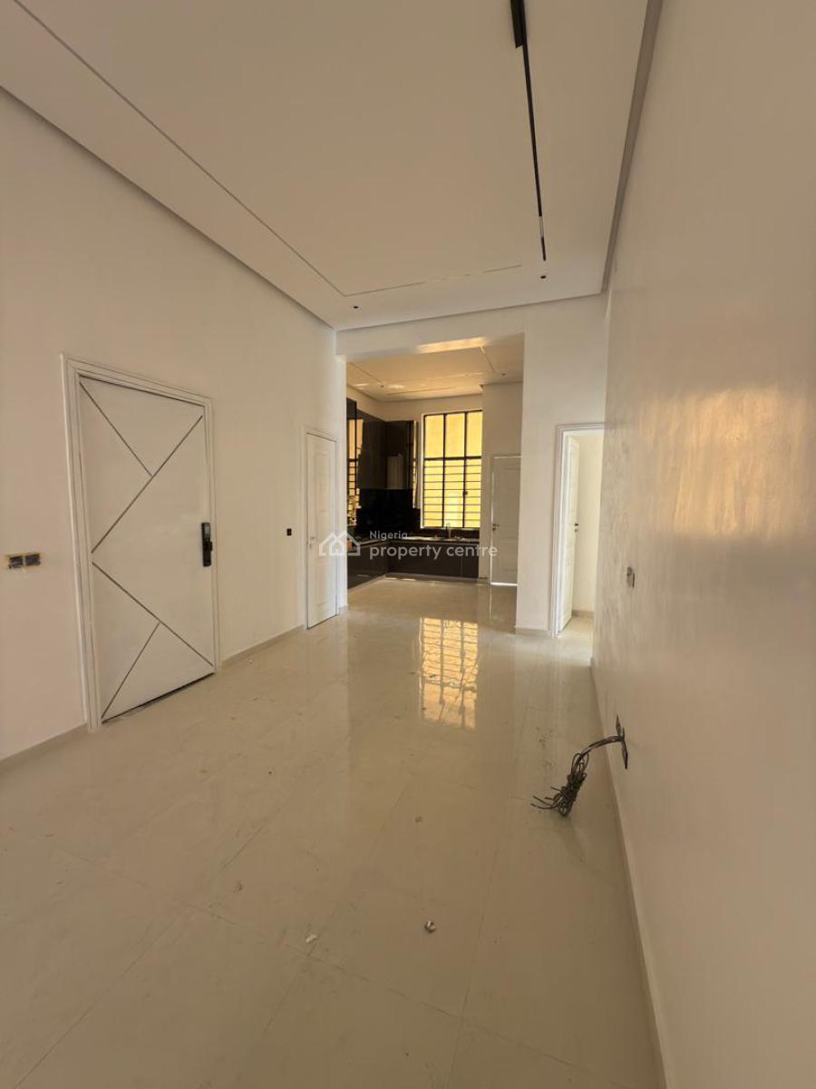 Aesthetically Pleasing 3 Bedroom Apartment with a Gym,pool, Lekki Phase 1, Lekki, Lagos, Flat / Apartment for Sale