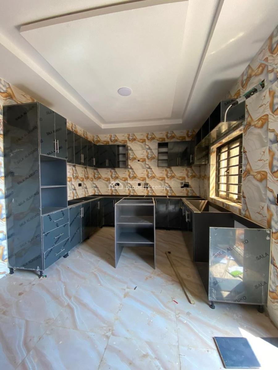 Luxury Built 5 Bedroom Fully Detached Duplex in a Secured Estate, Secured Estate|tarred Road|spacious Rooms, Gra Phase 1, Magodo, Lagos, Detached Duplex for Sale